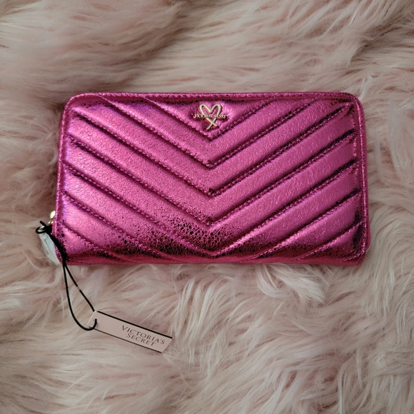 Victoria's Secret V quilt pink metallic crackle wallet - Picture 9 of 9